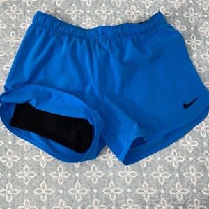 NIKE SHORTS !!!!! 💙💙